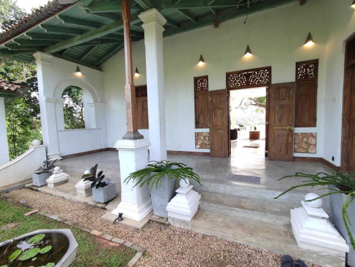 Villa Seven Faces Galle Exterior photo